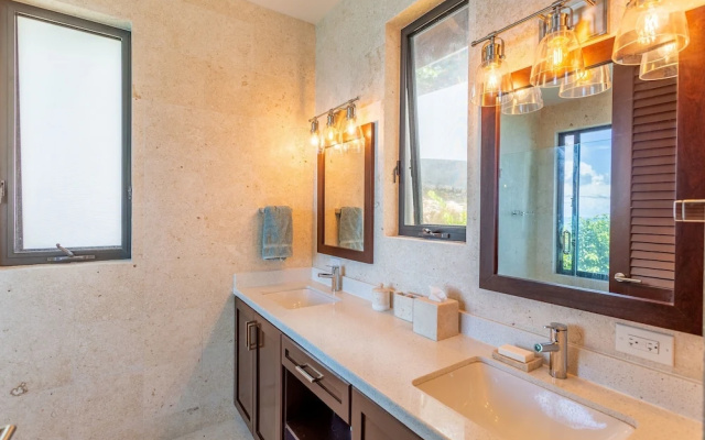 M&M Cooper Bay - The Cooper Bay Villas