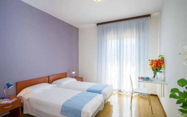 Marina Palace Hotel