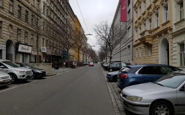 1030 Cozy apartment 2 - 8min to city center