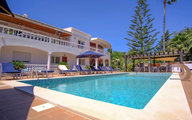 Monte Violeta Apt in Lagos