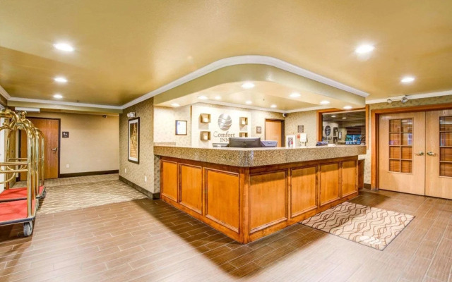 Comfort Inn Fontana