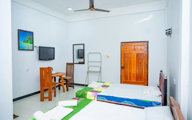 Thisha Hotel