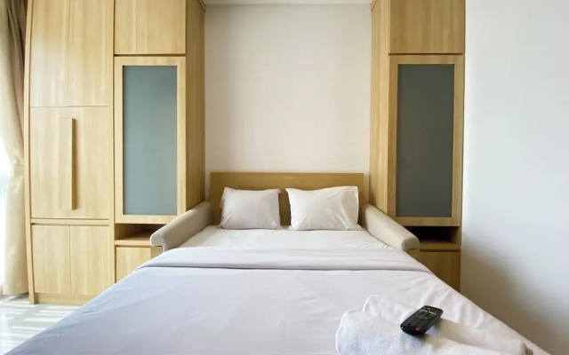 Modern Design And Homey Studio Ciputra World 2 Apartment