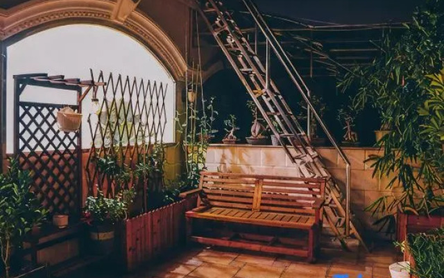 Hetang Yueshe Guesthouse
