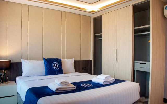 Ht9 Hotel