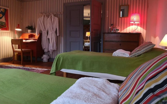 Varmdovagen B&B Cottage
