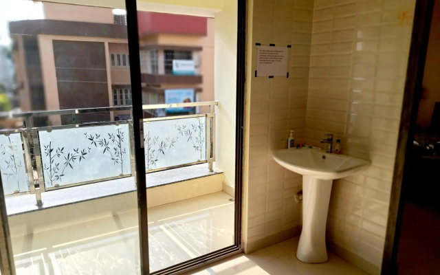 Entire Apartment -Pradhan Nagar Middle of the city
