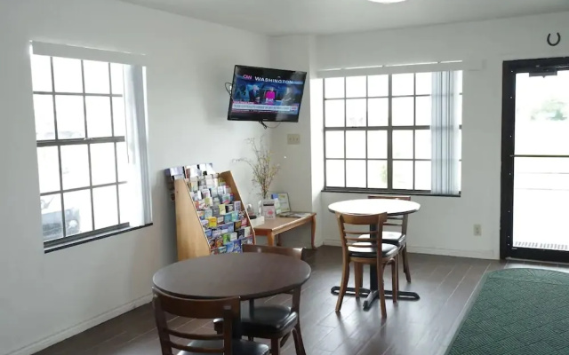 Executive Inn Giddings
