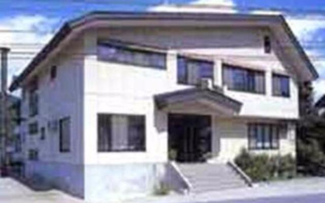 Отель Kitahara Kan Guest House Япония, Хакуба - отзывы, цены и фото номеров - забронировать отель Kitahara Kan Guest House онлайн вид на фасад