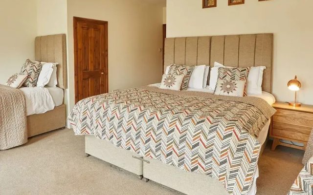 Host Stay Harbour View House