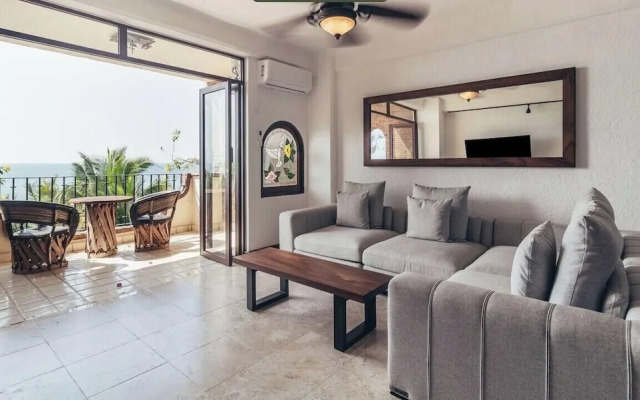 Ocean View 1Br Condo-balcony-beach-pool - 502