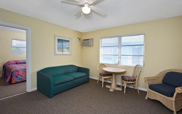Gulf Beach Inn