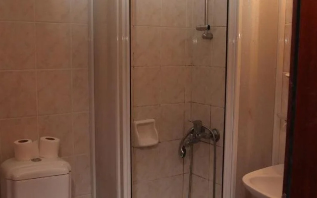Hotel Desaret
