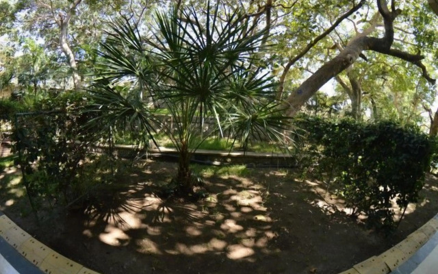 Lewi Resort and Spa