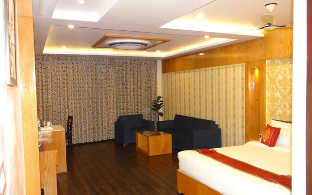 Hotel Tridev