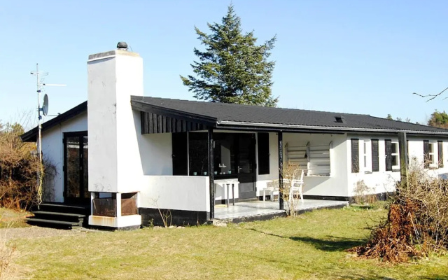 Aluring Holiday Home in Fjerritslev With Terrace