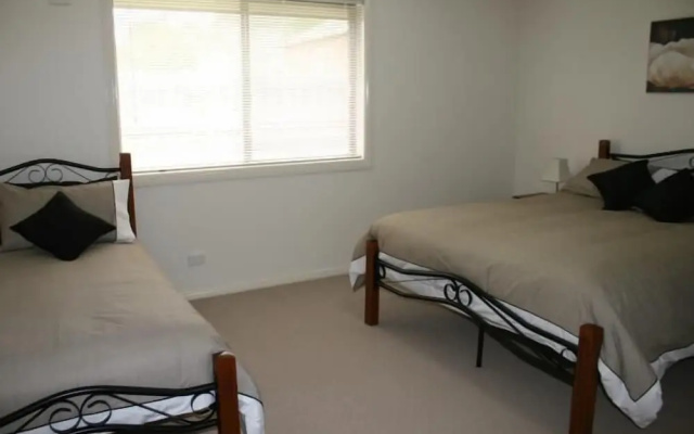 Breakaway Apartments