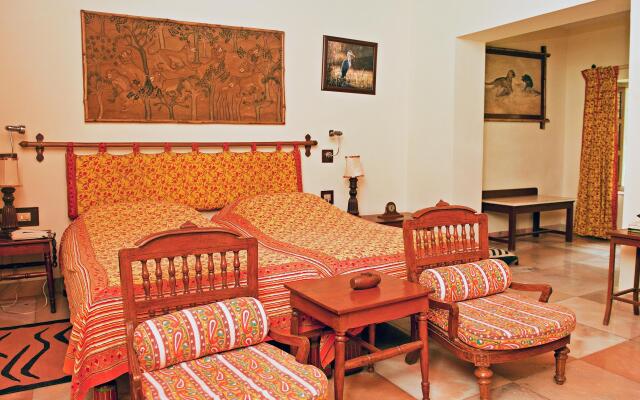 Отель WelcomHeritage Maharani Bagh Orchard Retreat комната для гостей