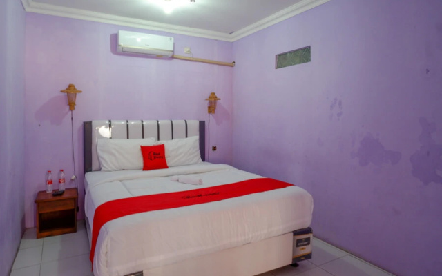 RedDoorz near Goa Jatijajar 2