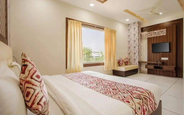 Hotel Shri Vilas By OYO Rooms