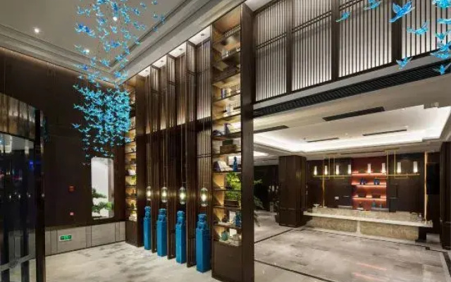TILL BRIGHT Hotel (Loudi Railway Station Marriott City Plaza)