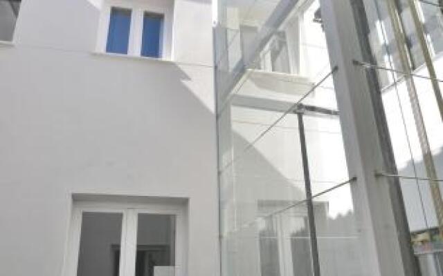 Отель NQN Aparts & Suites Испания, Мадрид - отзывы, цены и фото номеров - забронировать отель NQN Aparts & Suites онлайн вид на фасад