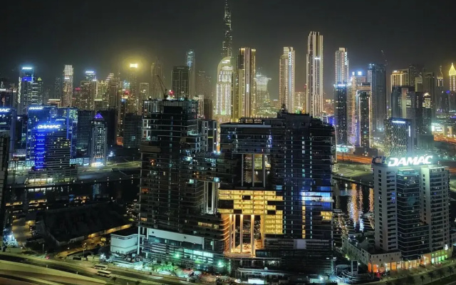 Quill Residence One Bedroom Apartment Burj Khalifa View