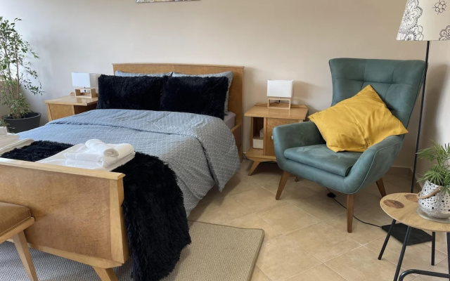 Cozy Apartment in Heart Athens Near Metro Fix 100m