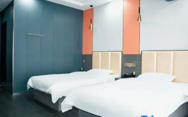 Guochang Yingge Hotel