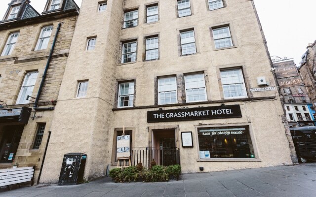 Grassmarket Hotel вид на фасад
