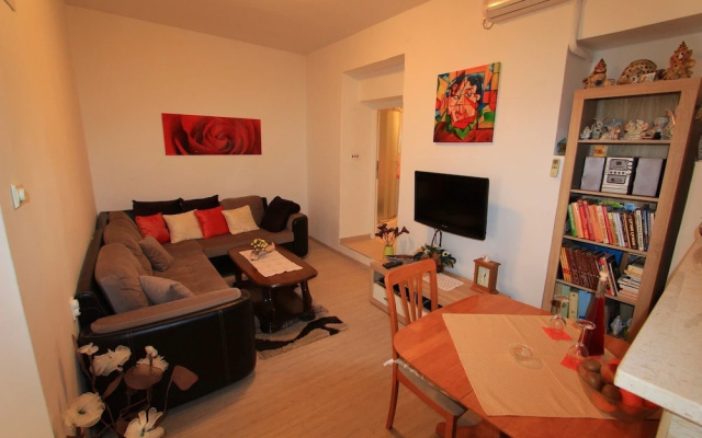Apartment SINTIJA
