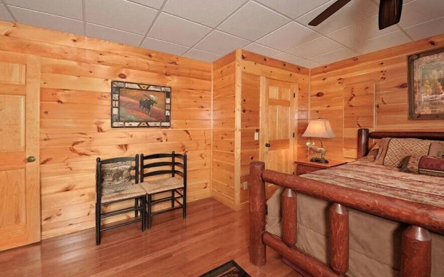Dancing Bear Lodge