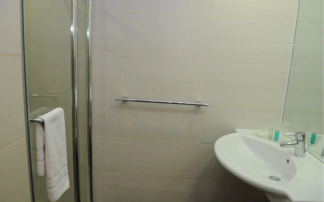 Holiday Inn Salisbury - Stonehenge by IHG