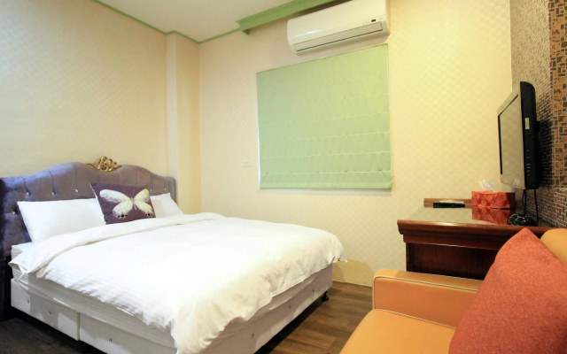 Hyaline Guesthouse