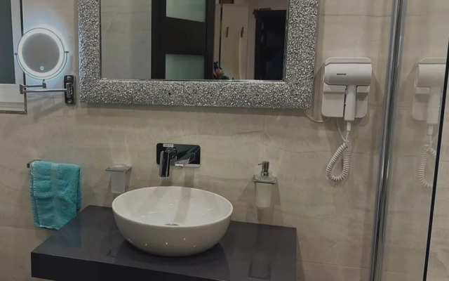 4. Sew View Luxury 2 Bedroom Apartment