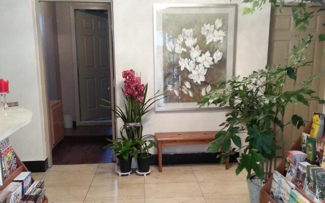 Beewon Guest House - Hostel вид на фасад