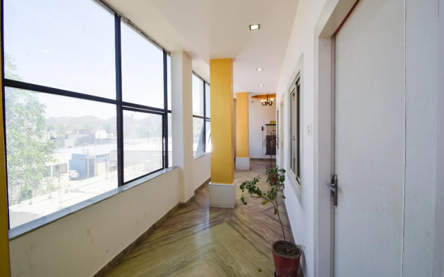 OYO Townhouse 742 Hotel Mangal Inn