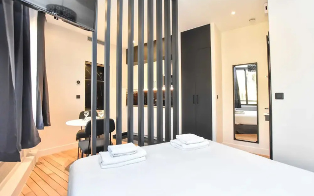 Chic Studio w/ Jacuzzi - 2P - Near Palais Garnier