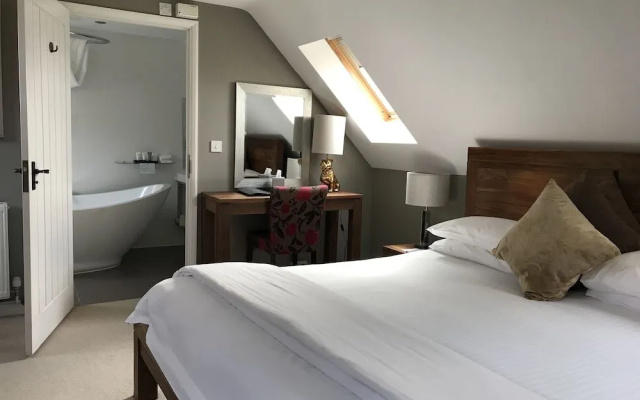 Crouchers Country Hotel - Hotel