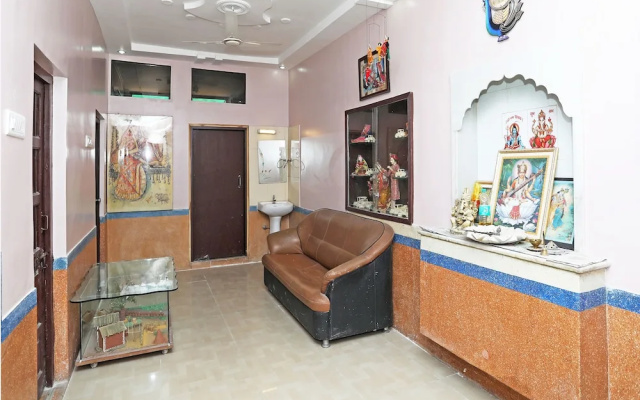 OYO 9852 Leela Villas Guest House