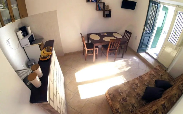Apartment Lara