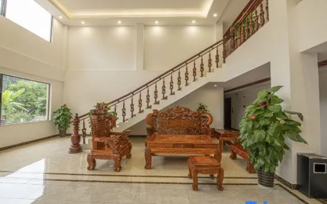 Guicun River Hotel