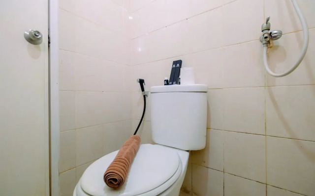 Modern and Cozy 2BR Apartment at Green Palace Kalibata