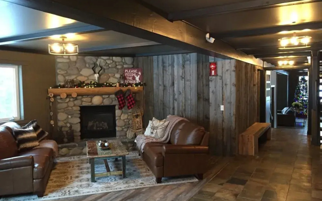 Creekside Villa