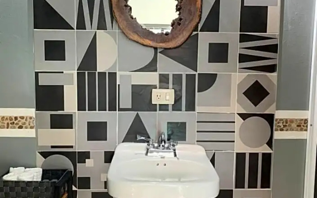 Ixaya Hotel