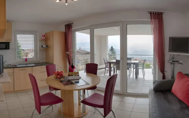 Apartment Pink Lady 1
