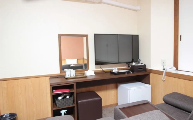 Hotel Axia Inn Hagi