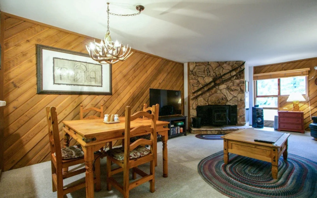 Aspen Creek #209 1 Bedroom Condo