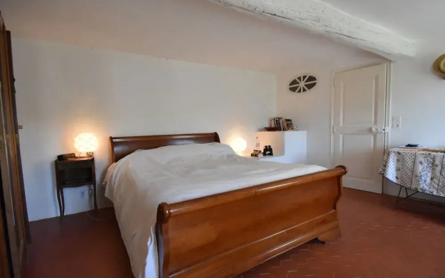 Farmhouse, With Large pvt Pool in Provence