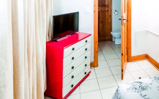 Ui Elemea Suites